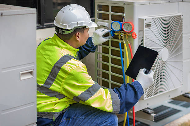 Professional Hvac technician working in Union City, NJ